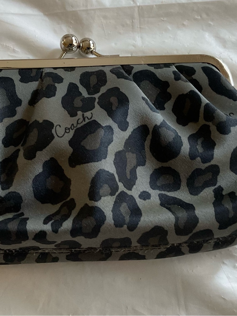 Vintage Coach Gray Leopard Print Kisslock Framed Clutch Bag